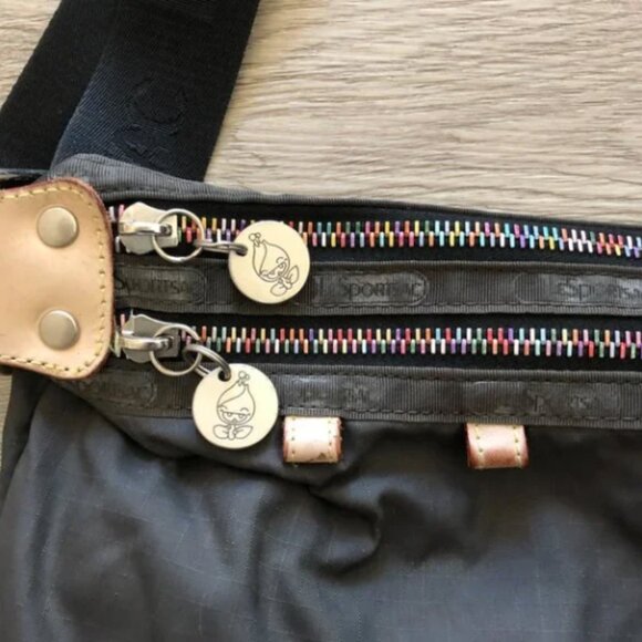 LeSportsac Tokidoki Crossbody Travel Bag Purse - Picture 4 of 13